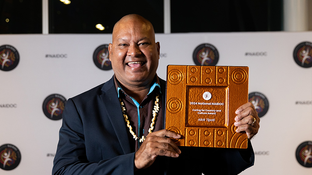 Alick Tipoti